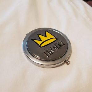 Riverdale hand mirror